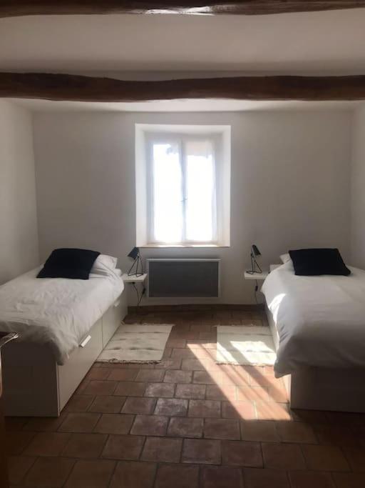 Charming Village House For 6 People ボディナール エクステリア 写真